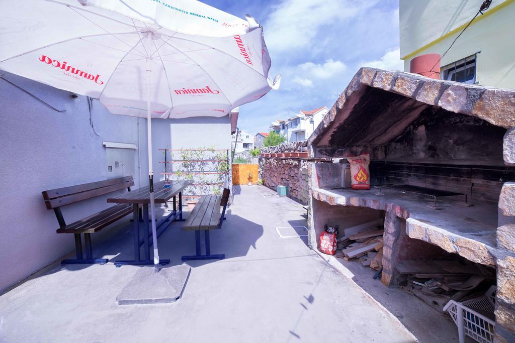 Apartment Mika Vodice Zewnętrze zdjęcie